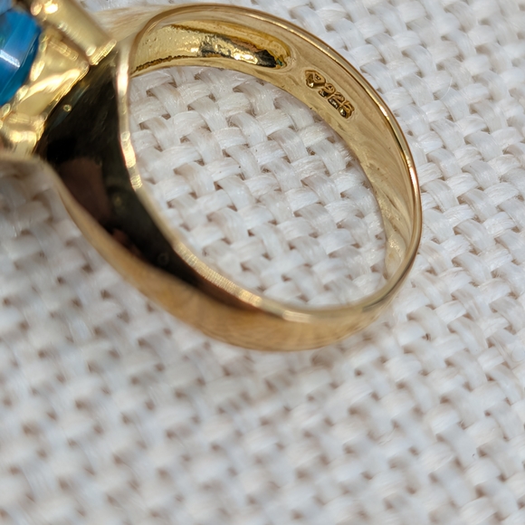 Vintage 925 Sterling Silver Ring with Blue Crystal | Rich Gold Finish | Size ~6 - Picture 12 of 16